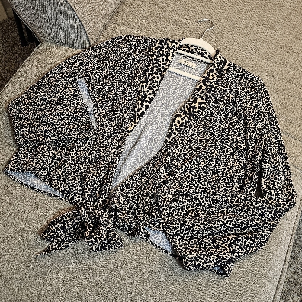 Maaji Black Cream Animal Print Casual Bell Sleeve Boho Casual Cardigan Large - Picture 2 of 9
